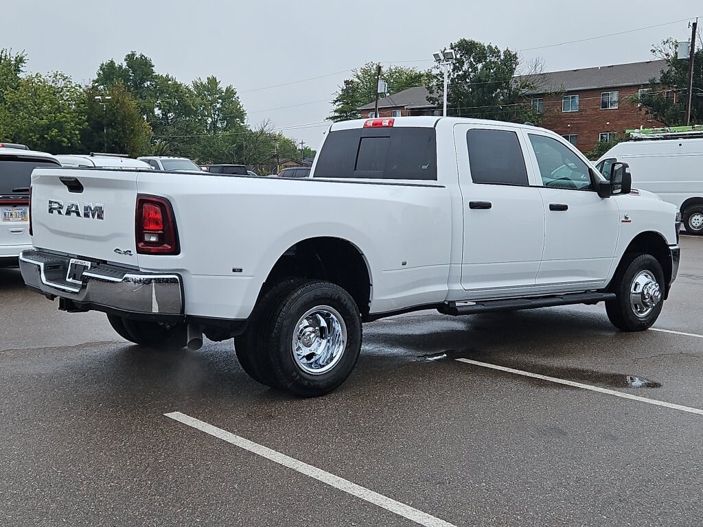 New 2027 Ram 3500 Tradesman 4x4 Crew Cab 8' Box Pickup