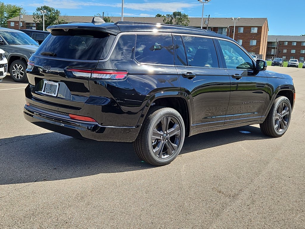 New 2027 Jeep Grand Cherokee L Limited Reserve 4x4 Sport Utility