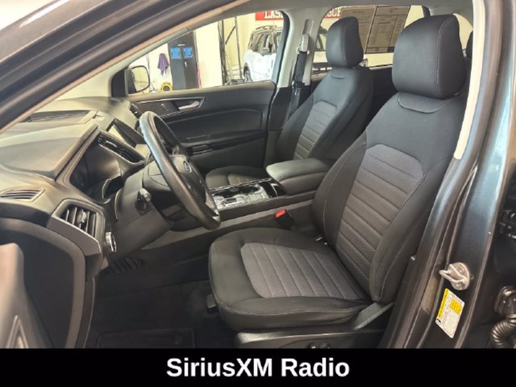 Used 2020 Ford Edge SE SUV