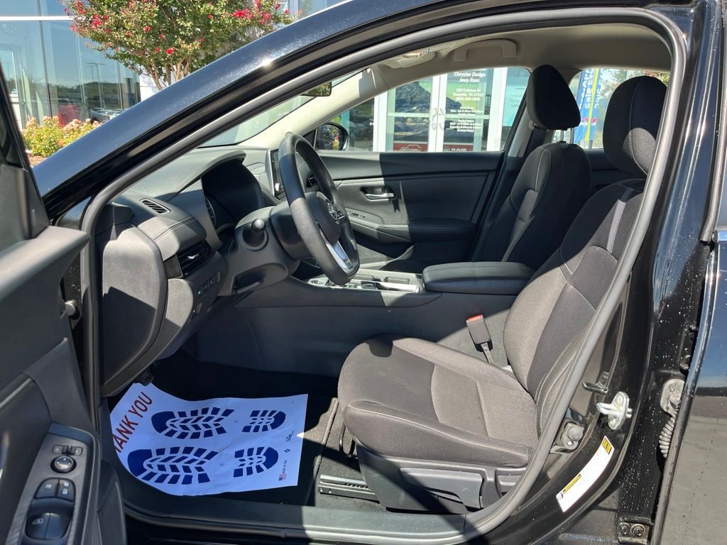 Used 2025 Nissan Sentra SV Sedan