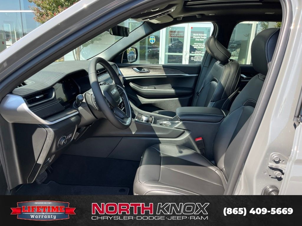 New 2027 Jeep Grand Cherokee L LIMITED 4X4 Sport Utility