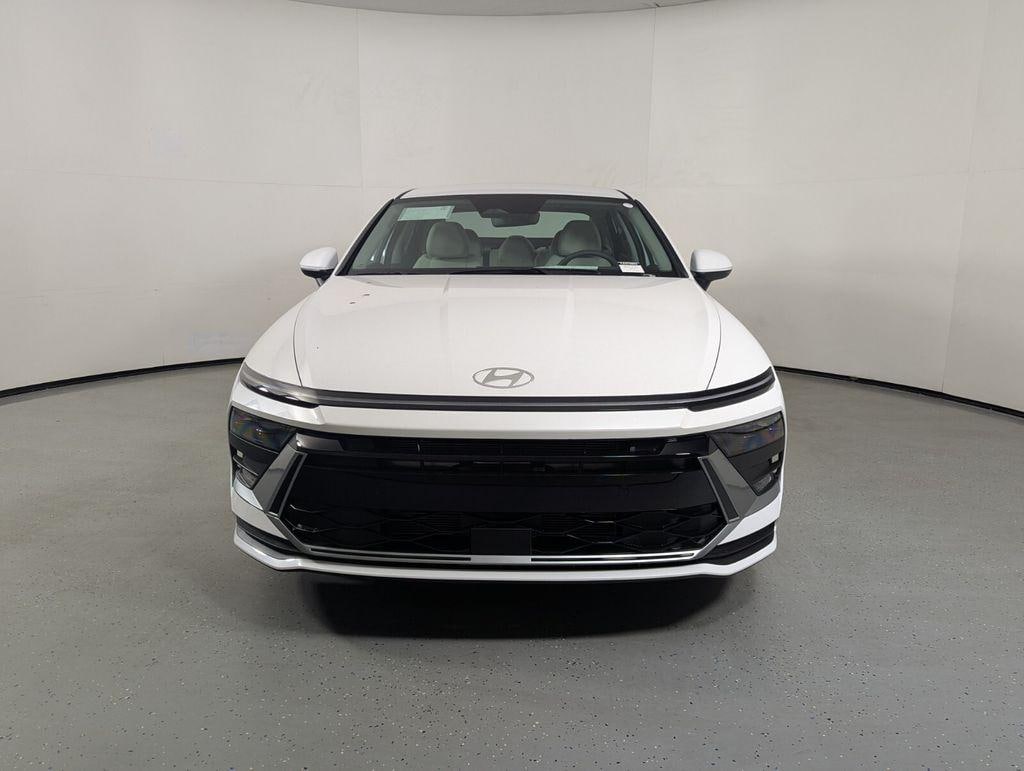 New 2026 Hyundai Sonata SE Sedan