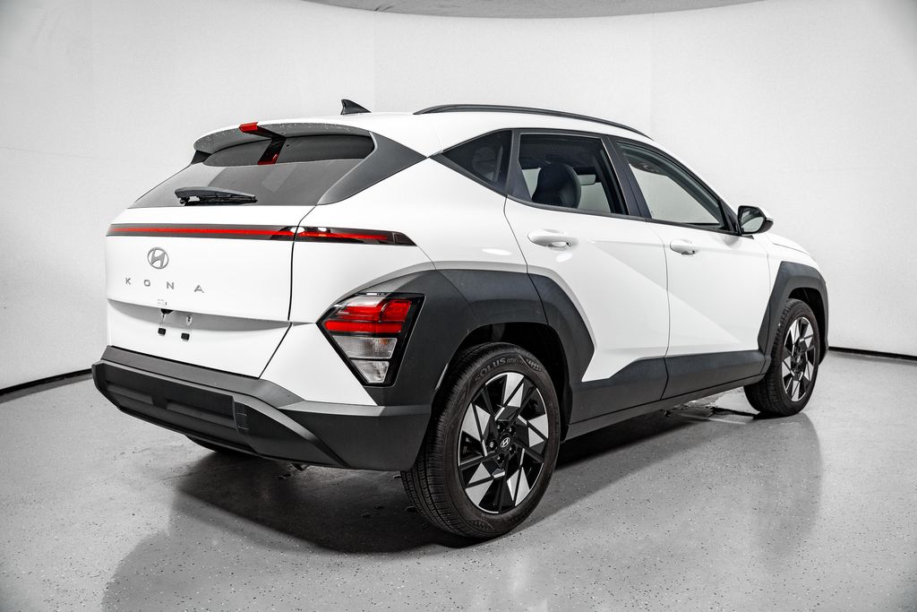 2025 Hyundai Kona SEL Convenience - Photo 6