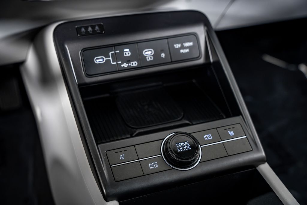 2025 Hyundai Kona SEL Convenience - Photo 25