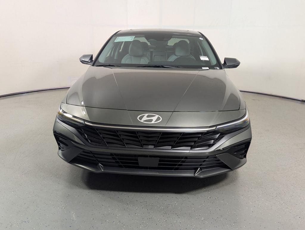 New 2026 Hyundai Elantra Hybrid Limited Sedan