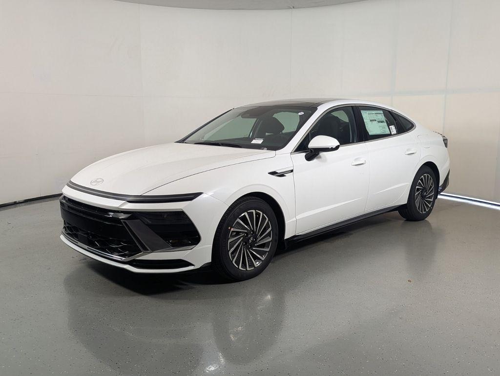 New 2026 Hyundai Sonata Hybrid SEL Sedan