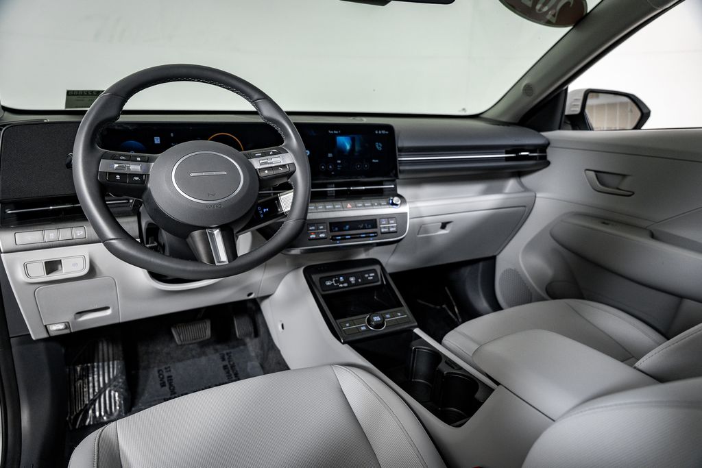 2025 Hyundai Kona SEL Convenience - Photo 20