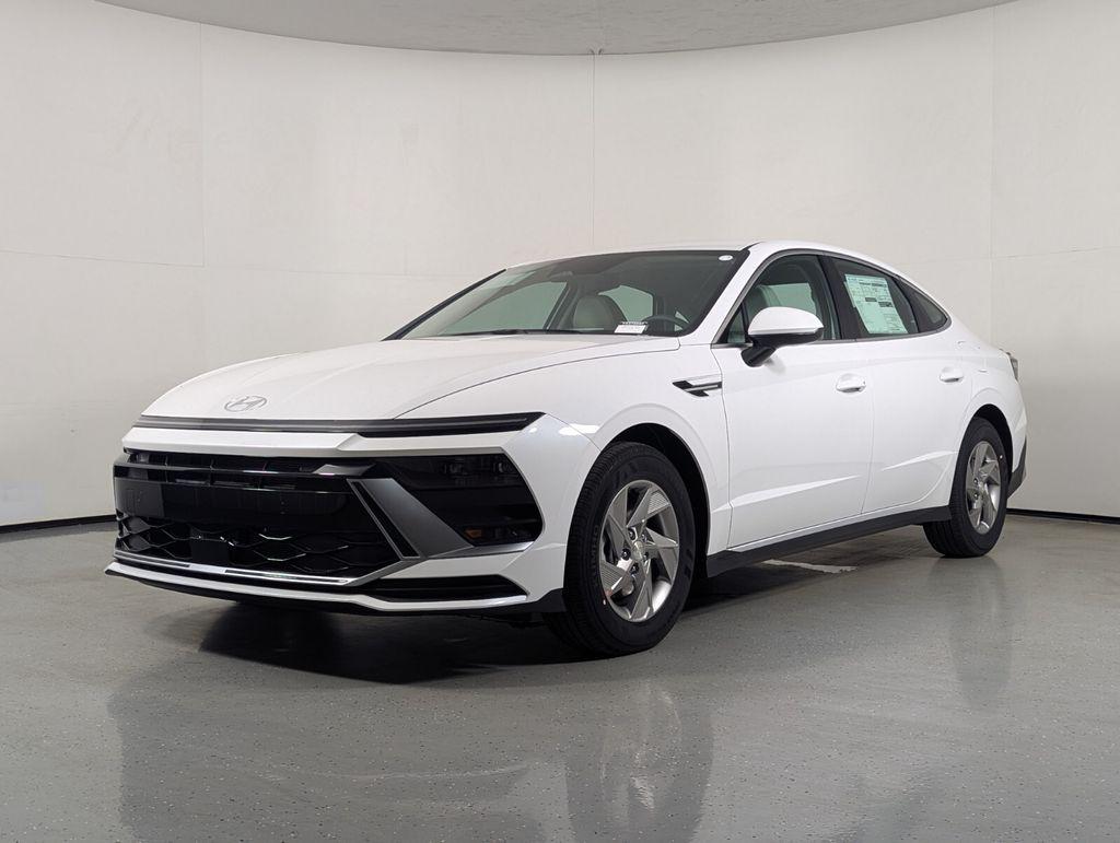 New 2026 Hyundai Sonata SE Sedan