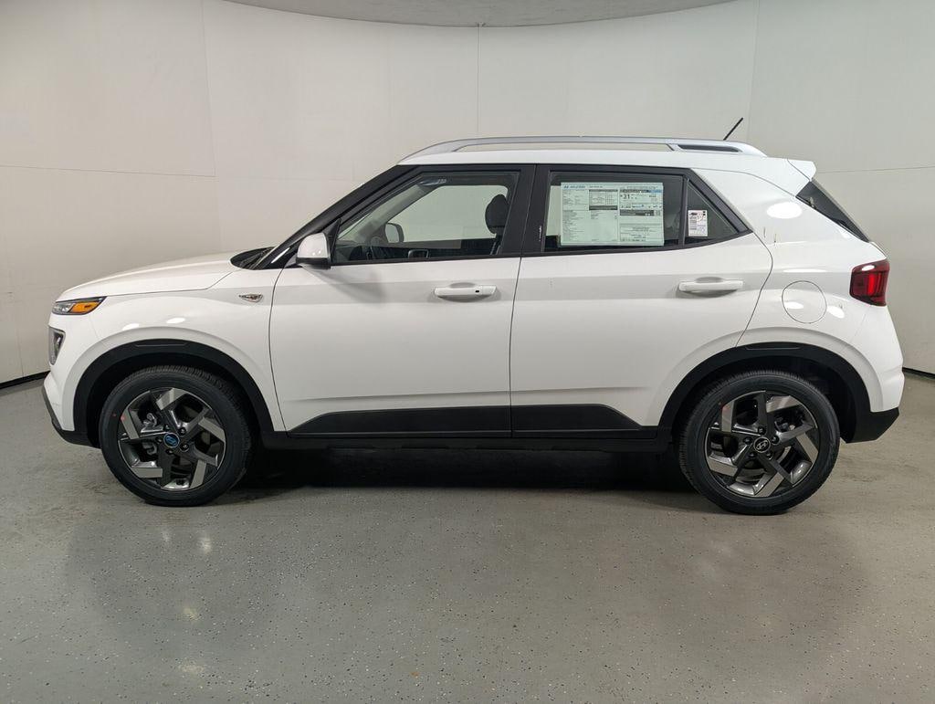 New 2026 Hyundai Venue SEL SUV