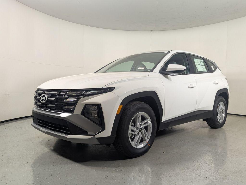 New 2026 Hyundai Tucson SE FWD SUV