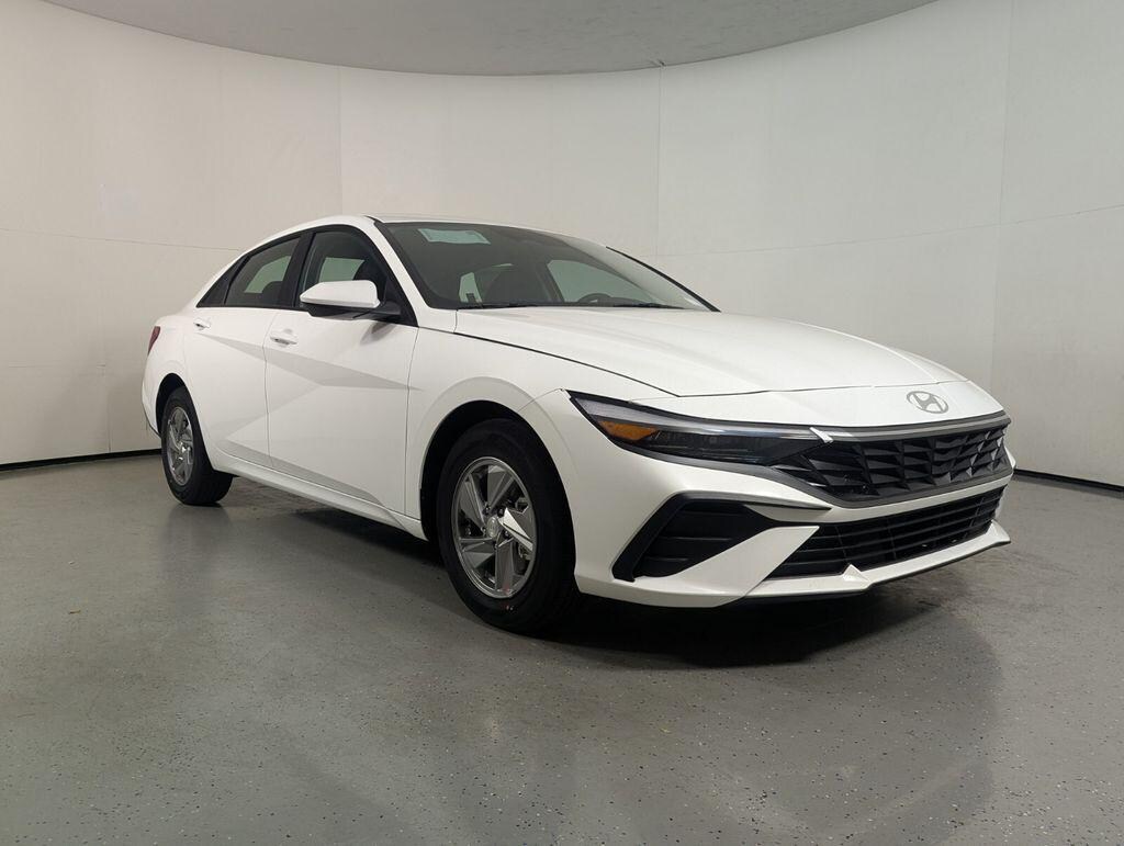 Certified 2026 Hyundai Elantra SE Sedan