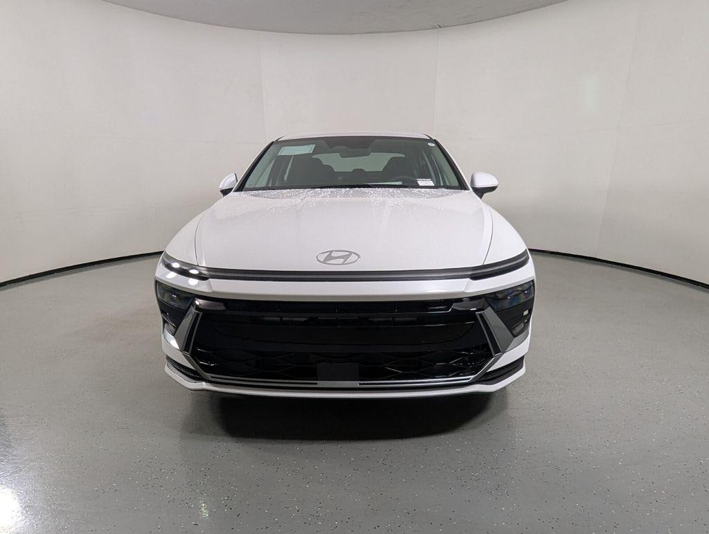 New 2026 Hyundai Sonata SE Sedan