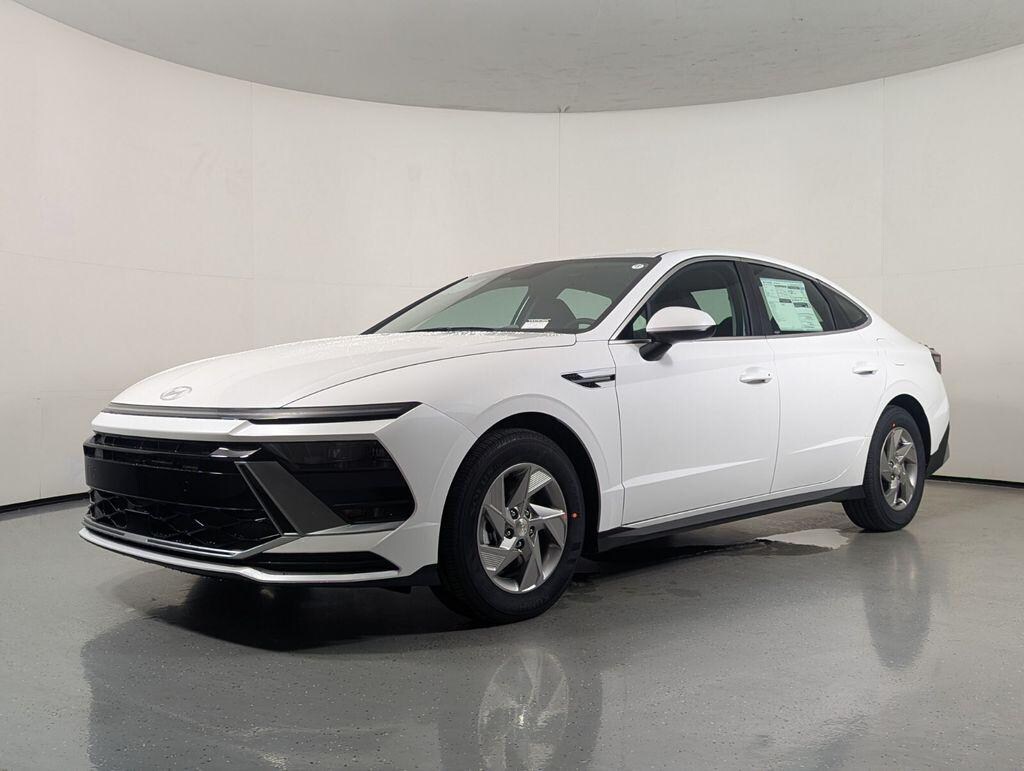 New 2026 Hyundai Sonata SE Sedan