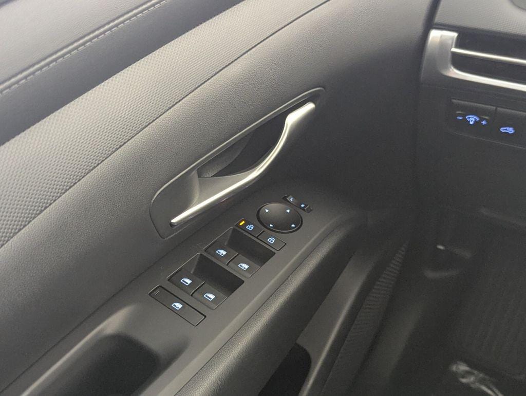 2026 Hyundai Santa Cruz SEL - Photo 16