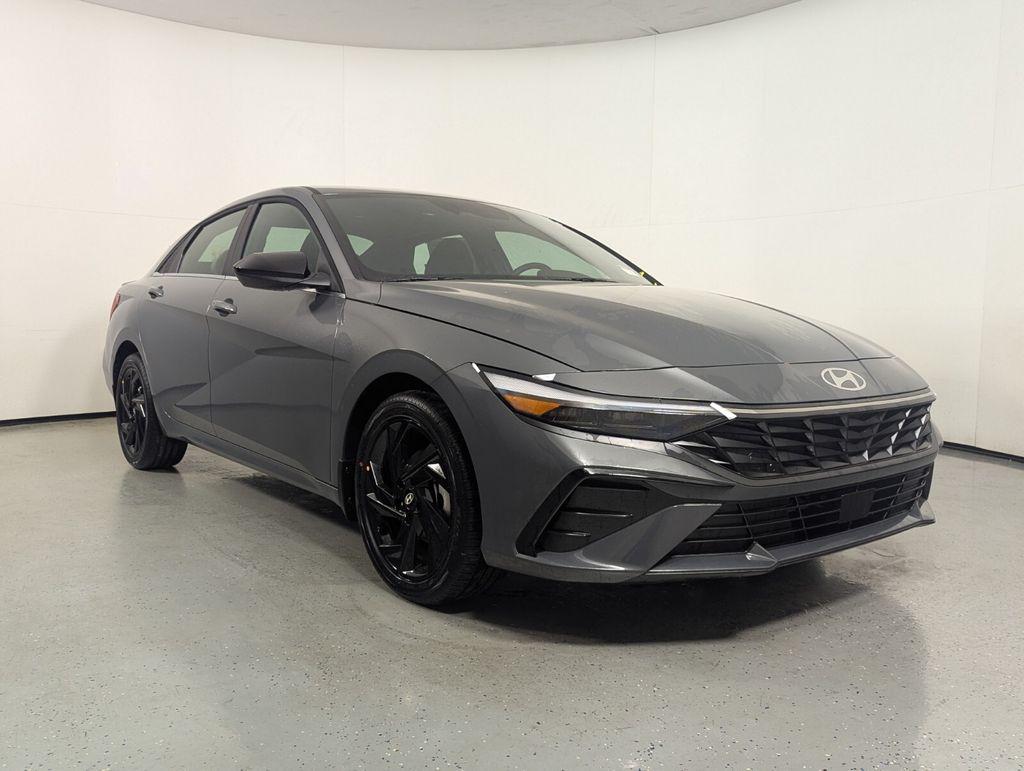 New 2026 Hyundai Elantra SEL Sport Sedan