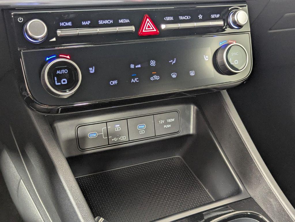 2026 Hyundai Santa Cruz SEL - Photo 22