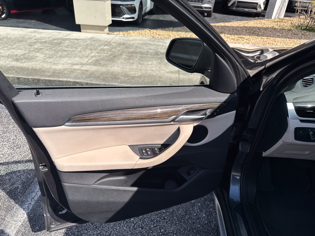 2020 BMW X1 28i - Photo 17