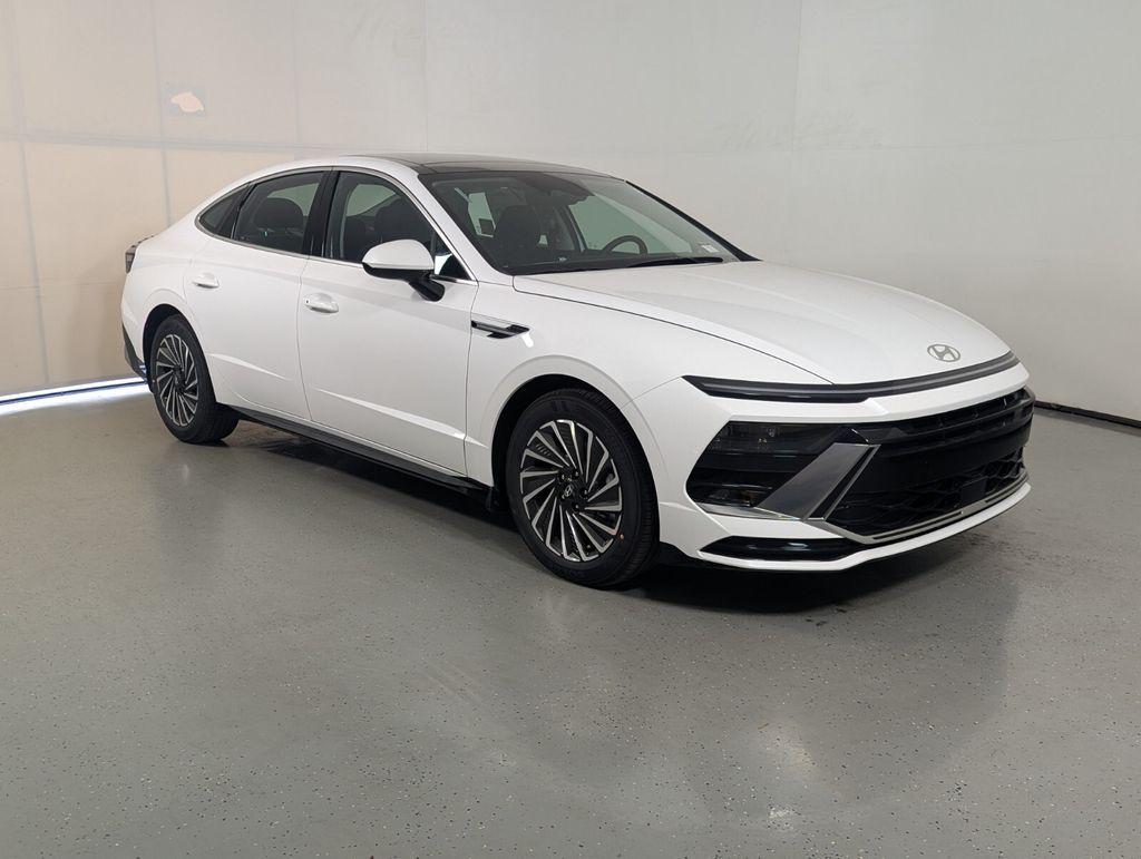  Hyundai Sonata Hybrid