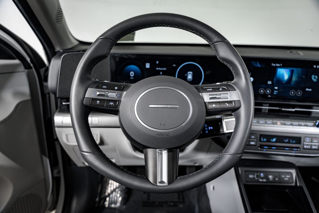 2025 Hyundai Kona SEL Convenience - Photo 24