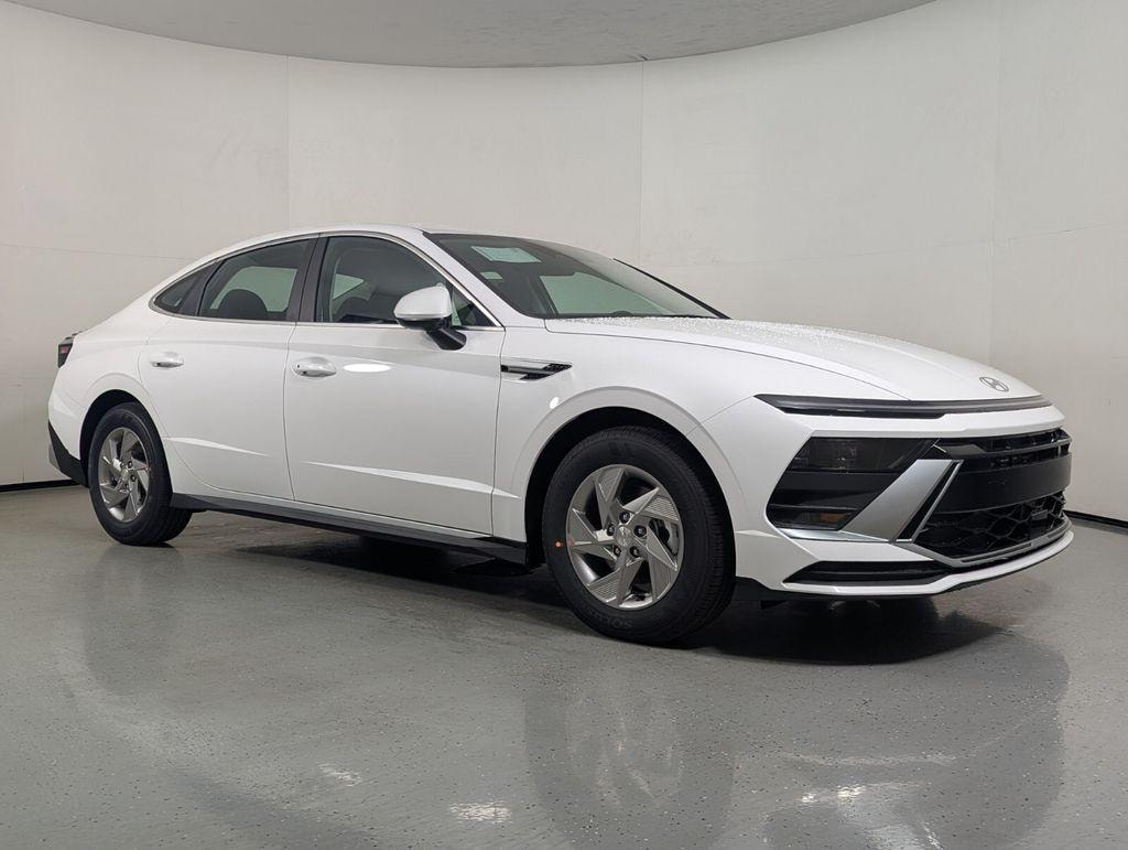 New 2026 Hyundai Sonata SE Sedan