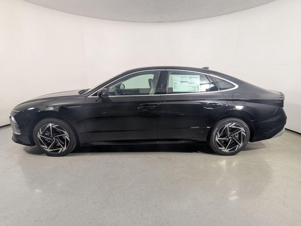 New 2026 Hyundai Sonata SEL Sport Sedan