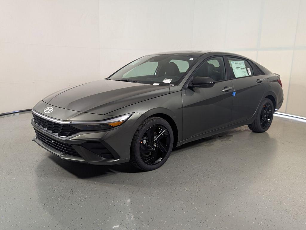 New 2026 Hyundai Elantra SEL Sport Sedan