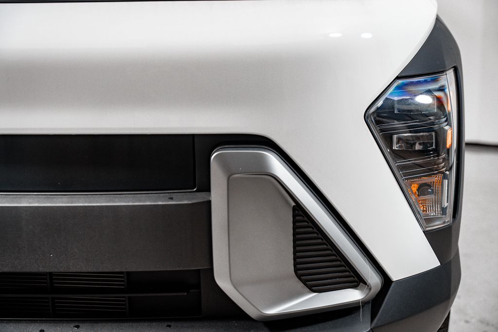 2025 Hyundai Kona SEL Convenience - Photo 15