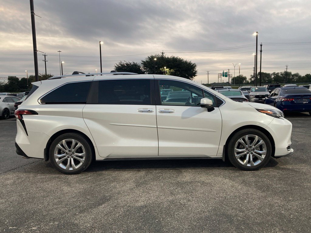 Certified 2024 Toyota Sienna Platinum Minivan/Van