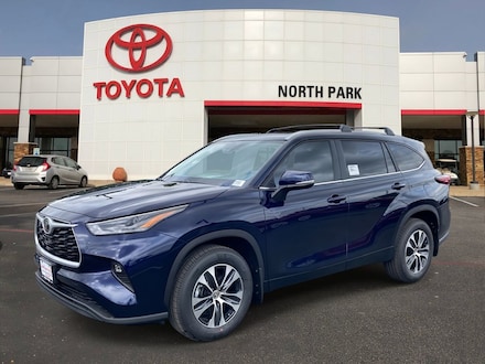 2026 Toyota Highlander XLE SUV