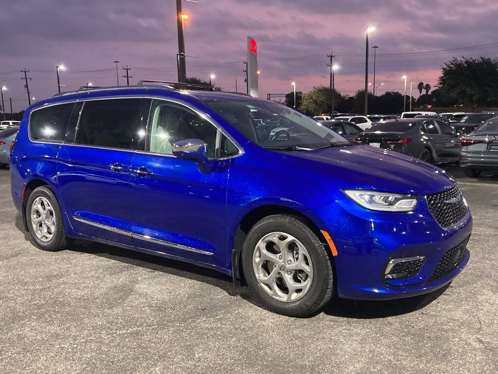 Used 2021 Chrysler
