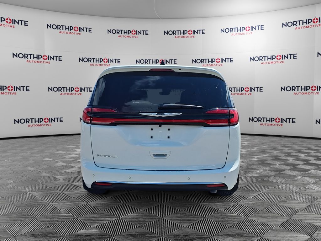 2026 Chrysler Pacifica Select - Photo 5