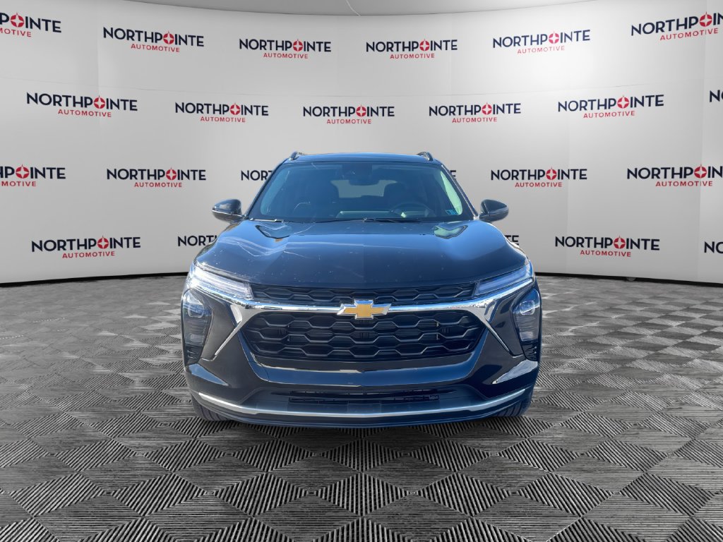 2026 Chevrolet Trax LT - Photo 8