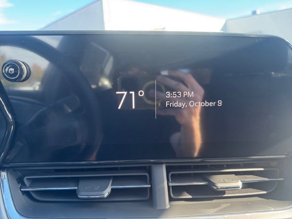 2026 Chevrolet Trax LT - Photo 19