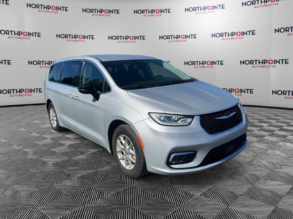 2024 Chrysler Pacifica