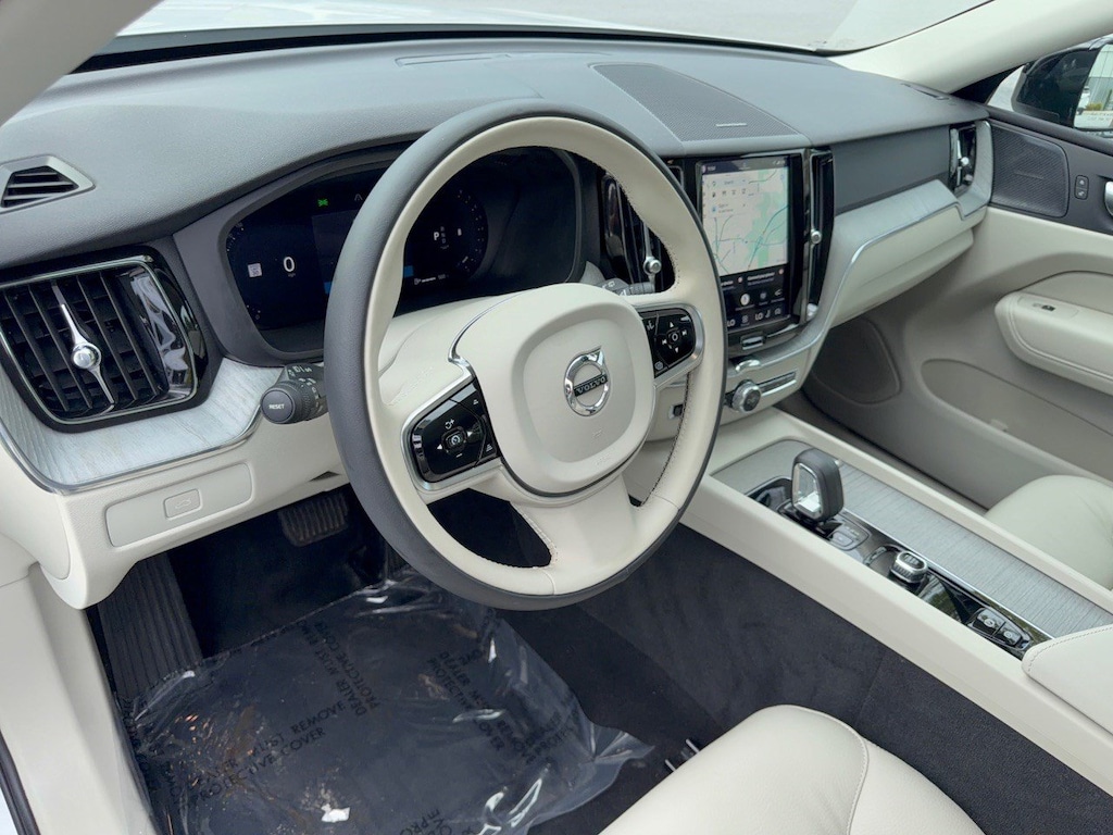 Certified 2024 Volvo XC60 B5 Plus SUV