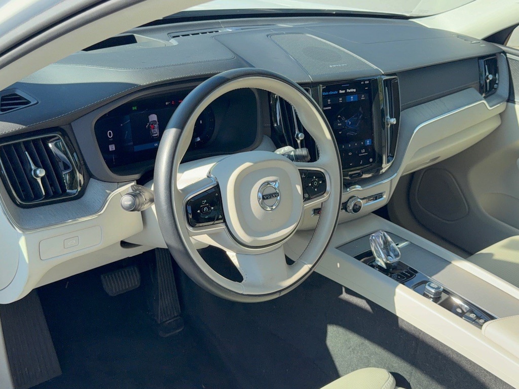 Certified 2024 Volvo XC60 Ultimate Dark Theme SUV