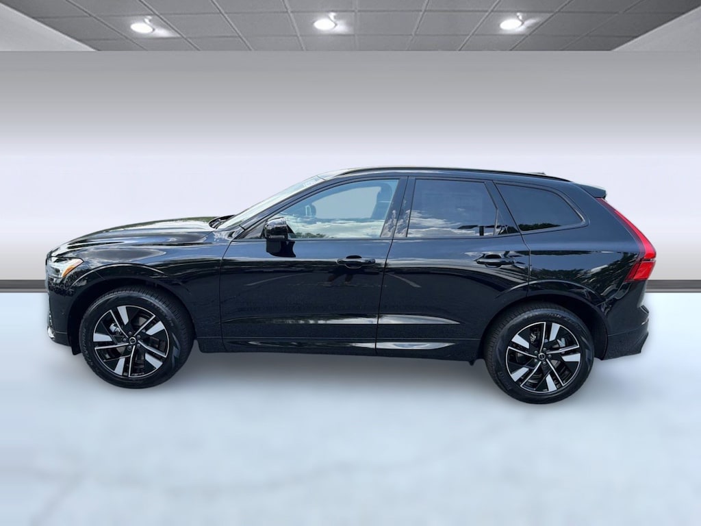 New 2026 Volvo XC60 B5 Plus SUV