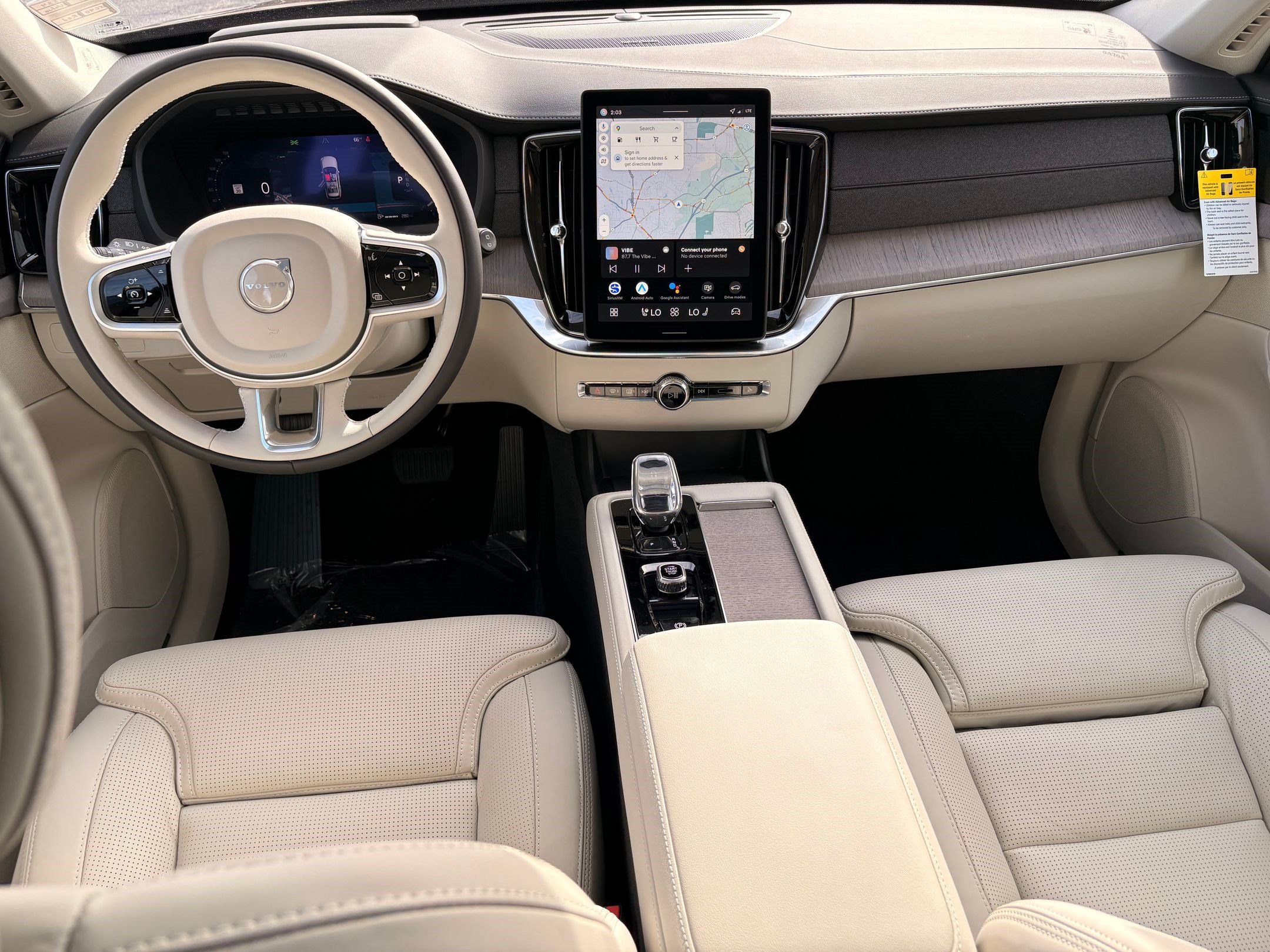 2026 Volvo XC90 Ultra - Photo 16