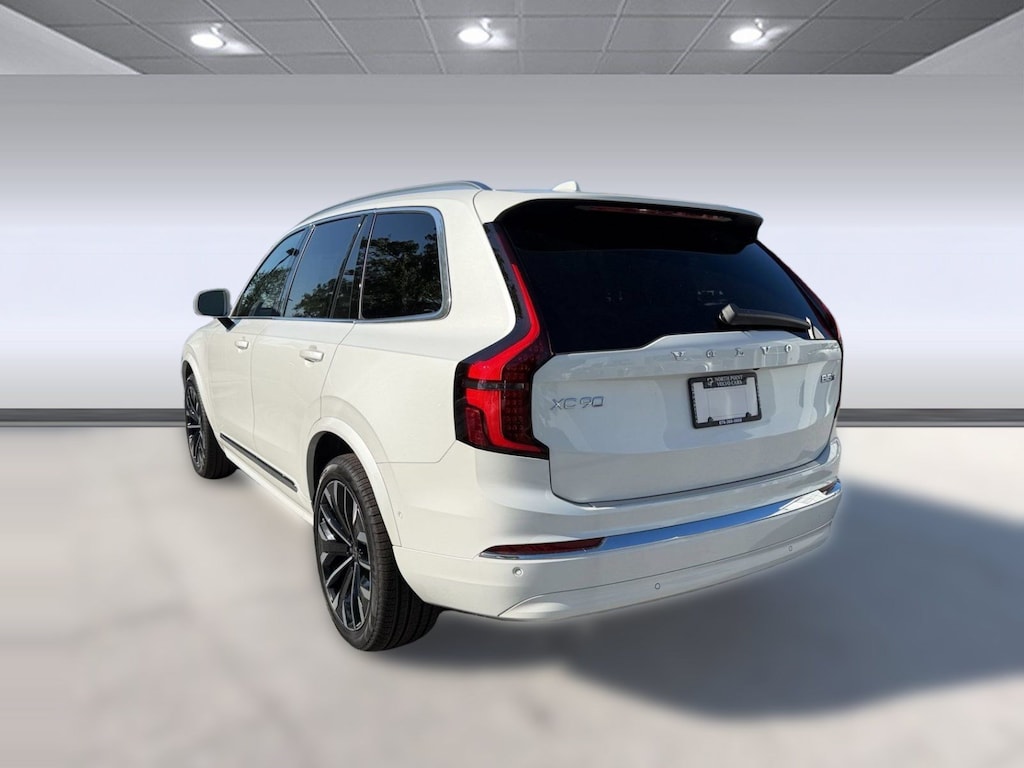 New 2027 Volvo XC90 B5 Plus SUV