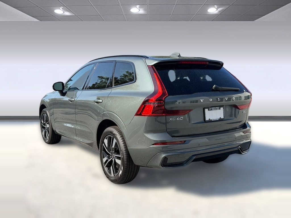 New 2026 Volvo XC60 B5 Core SUV