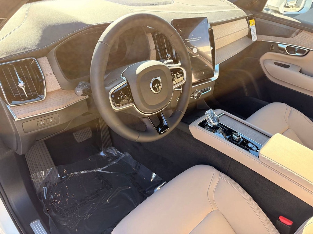 New 2026 Volvo XC90 plug-in hybrid T8 Plus 7-Seater SUV
