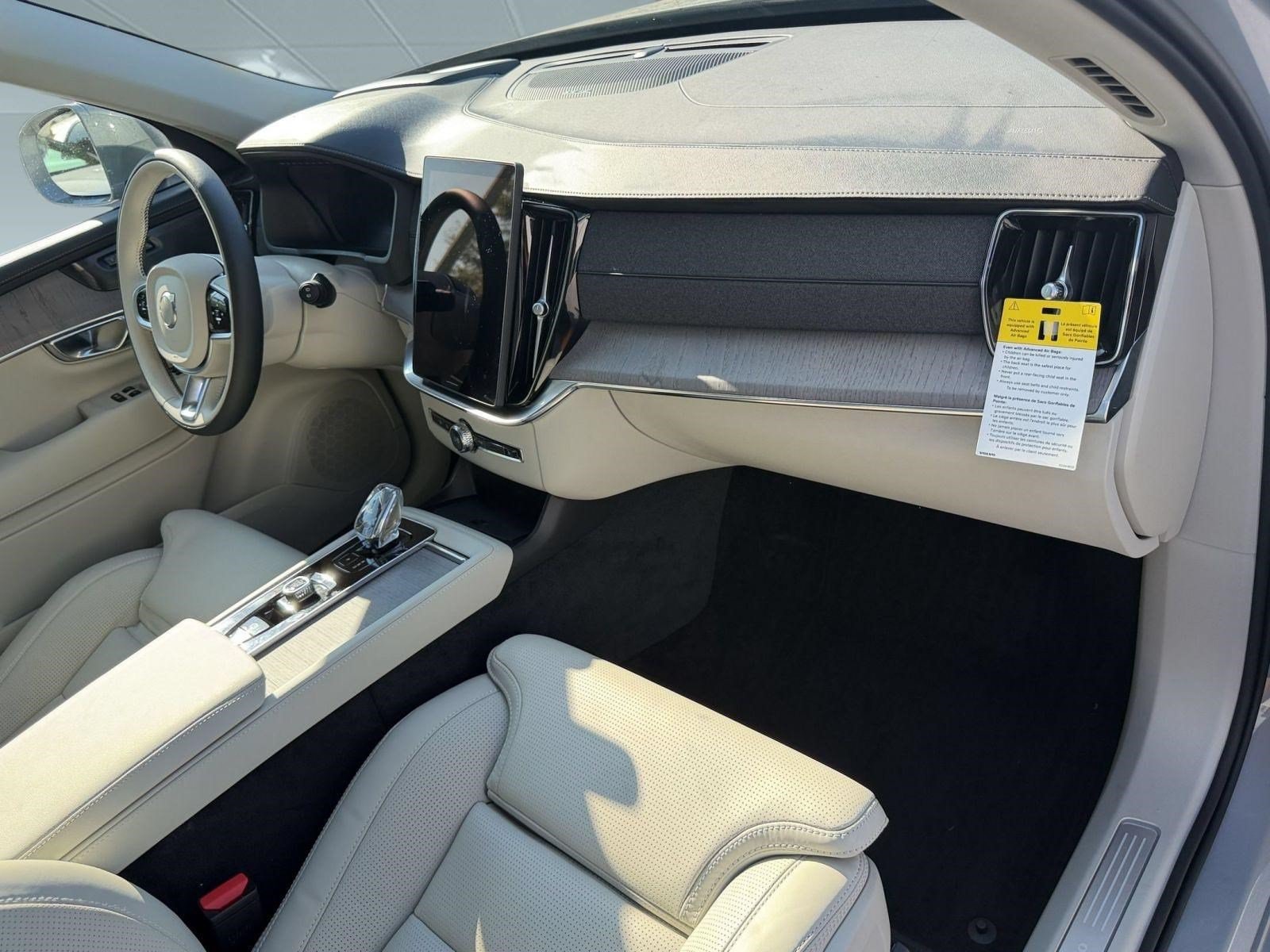 2026 Volvo XC90 Ultra - Photo 29