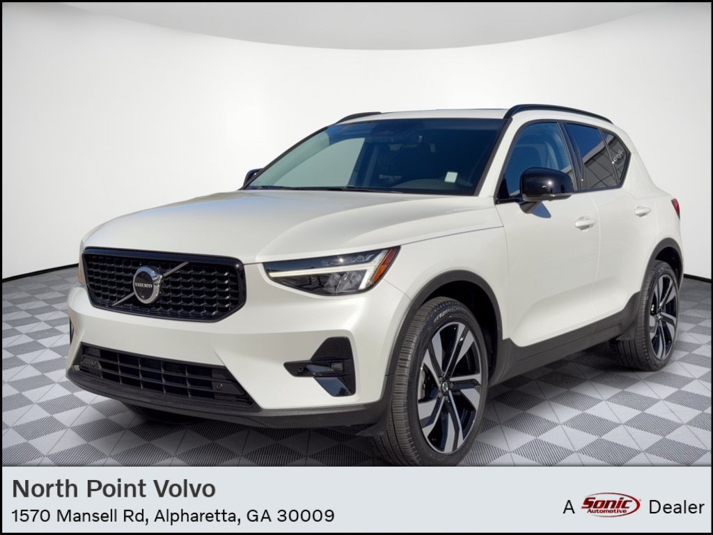 2024 Volvo XC40