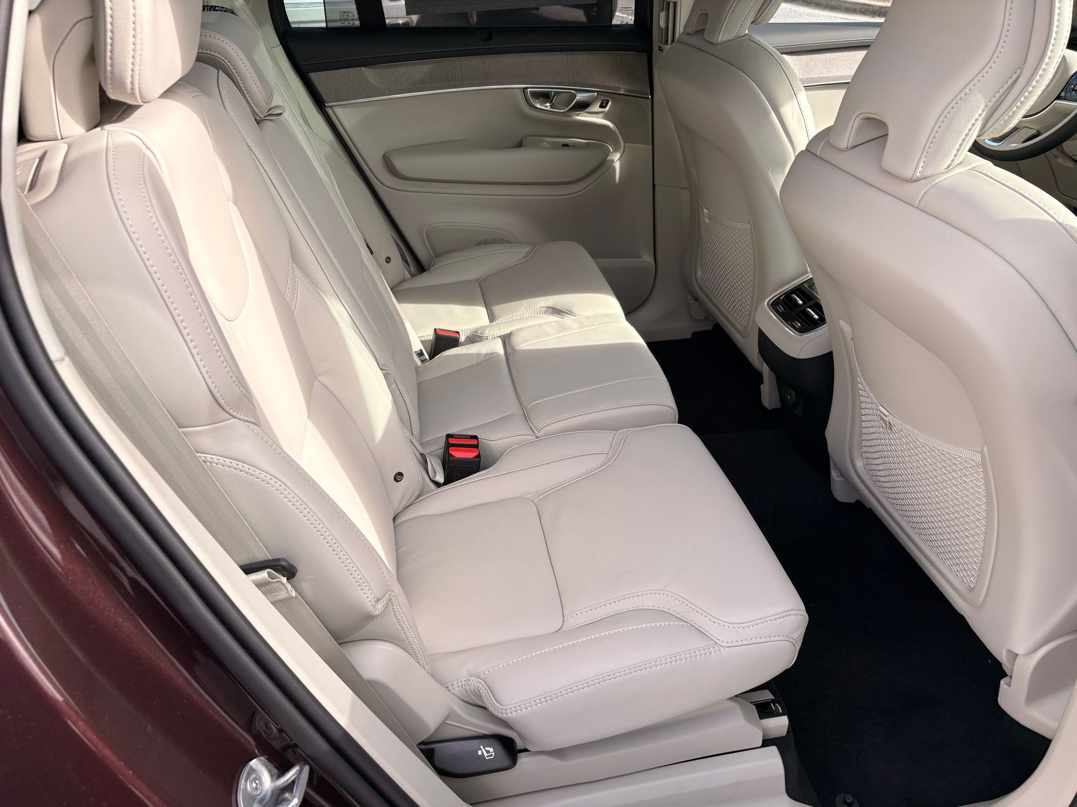 2026 Volvo XC90 Ultra - Photo 26
