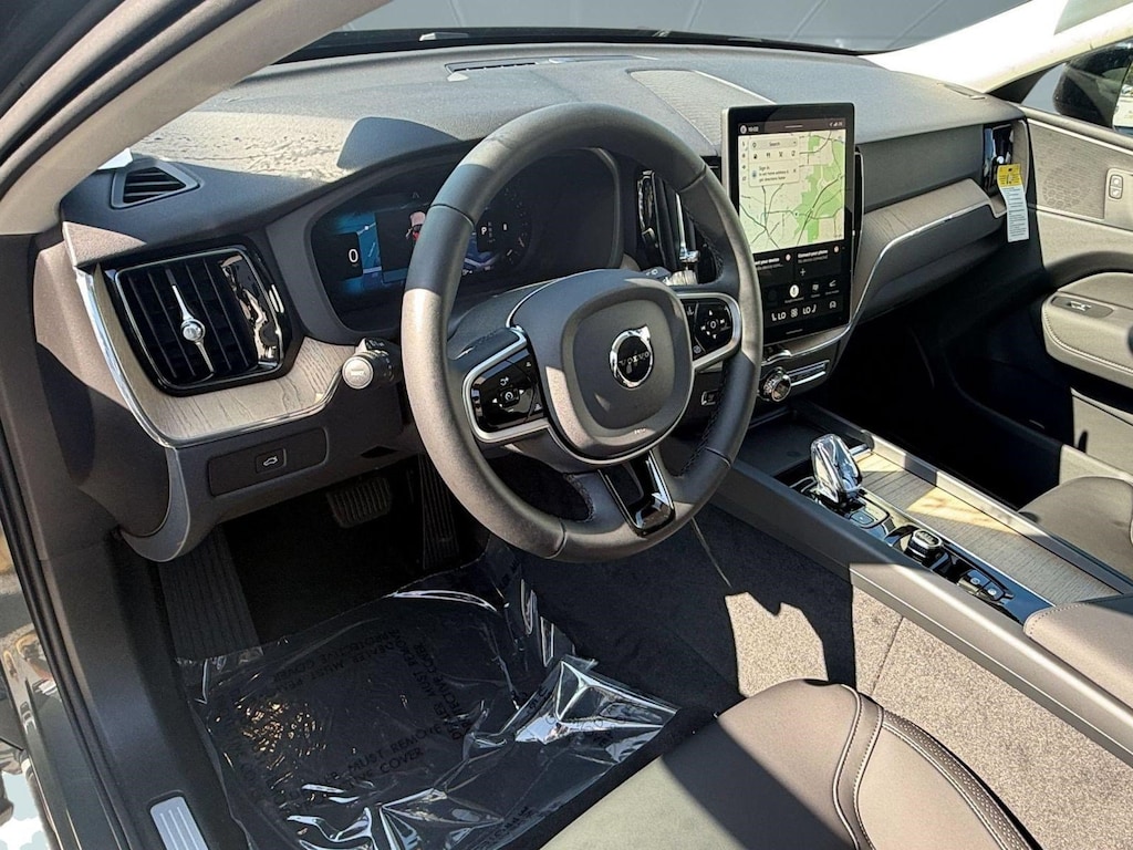 New 2026 Volvo XC60 B5 Core SUV