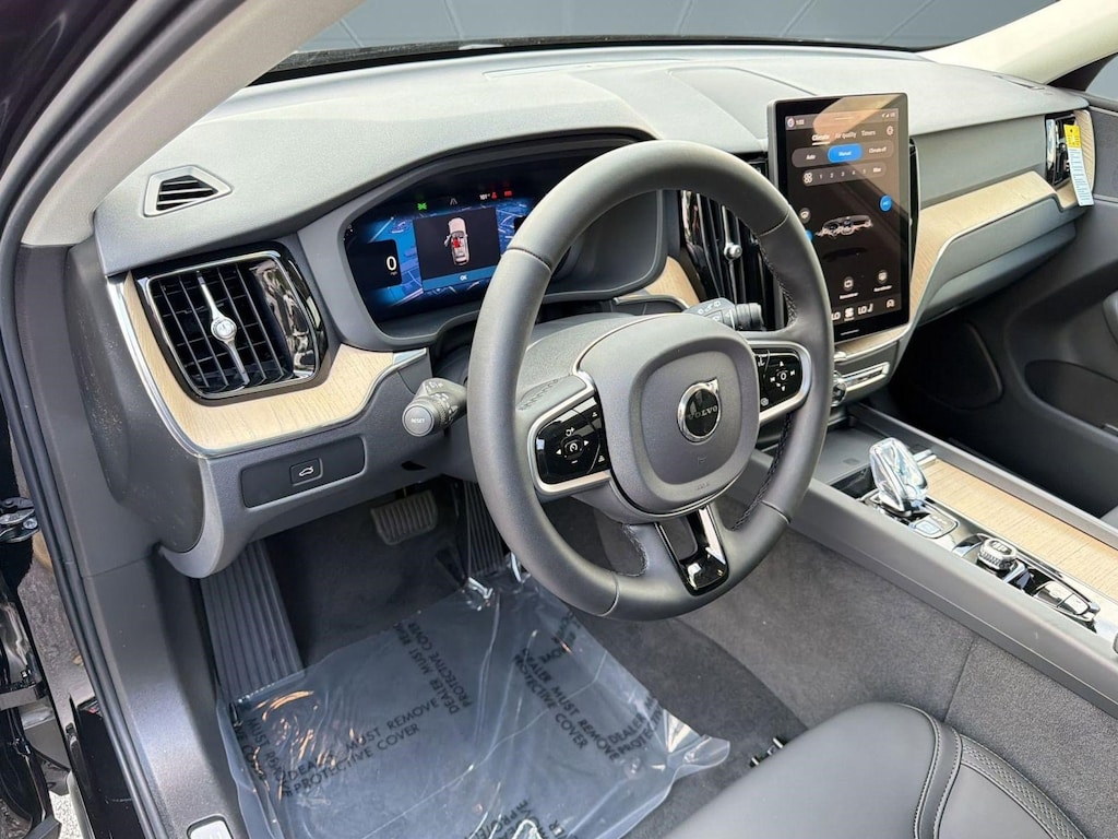New 2026 Volvo XC60 B5 Plus SUV