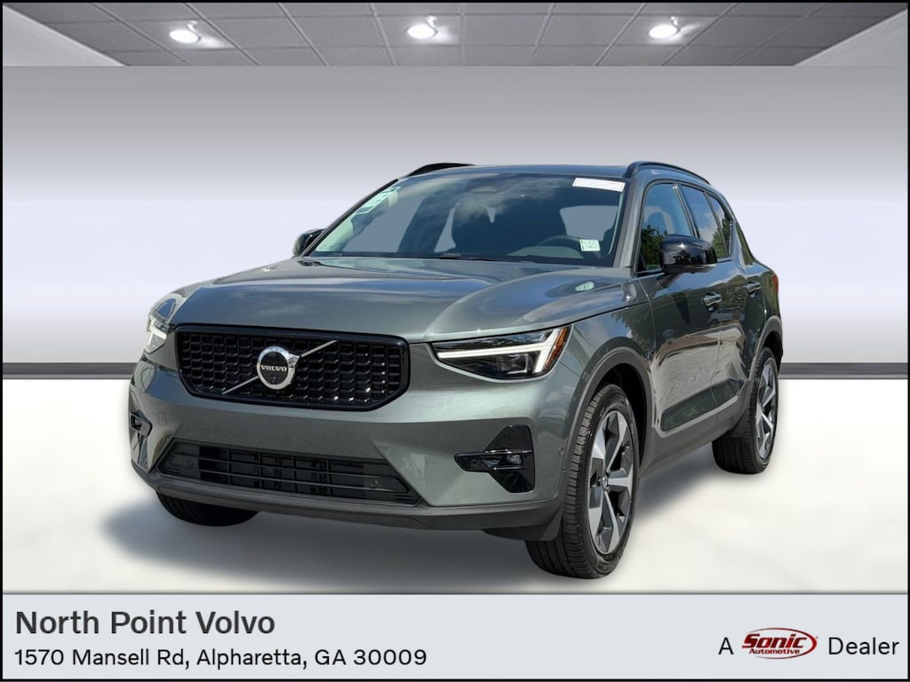 New 2026 Volvo XC40 B5 Plus SUV