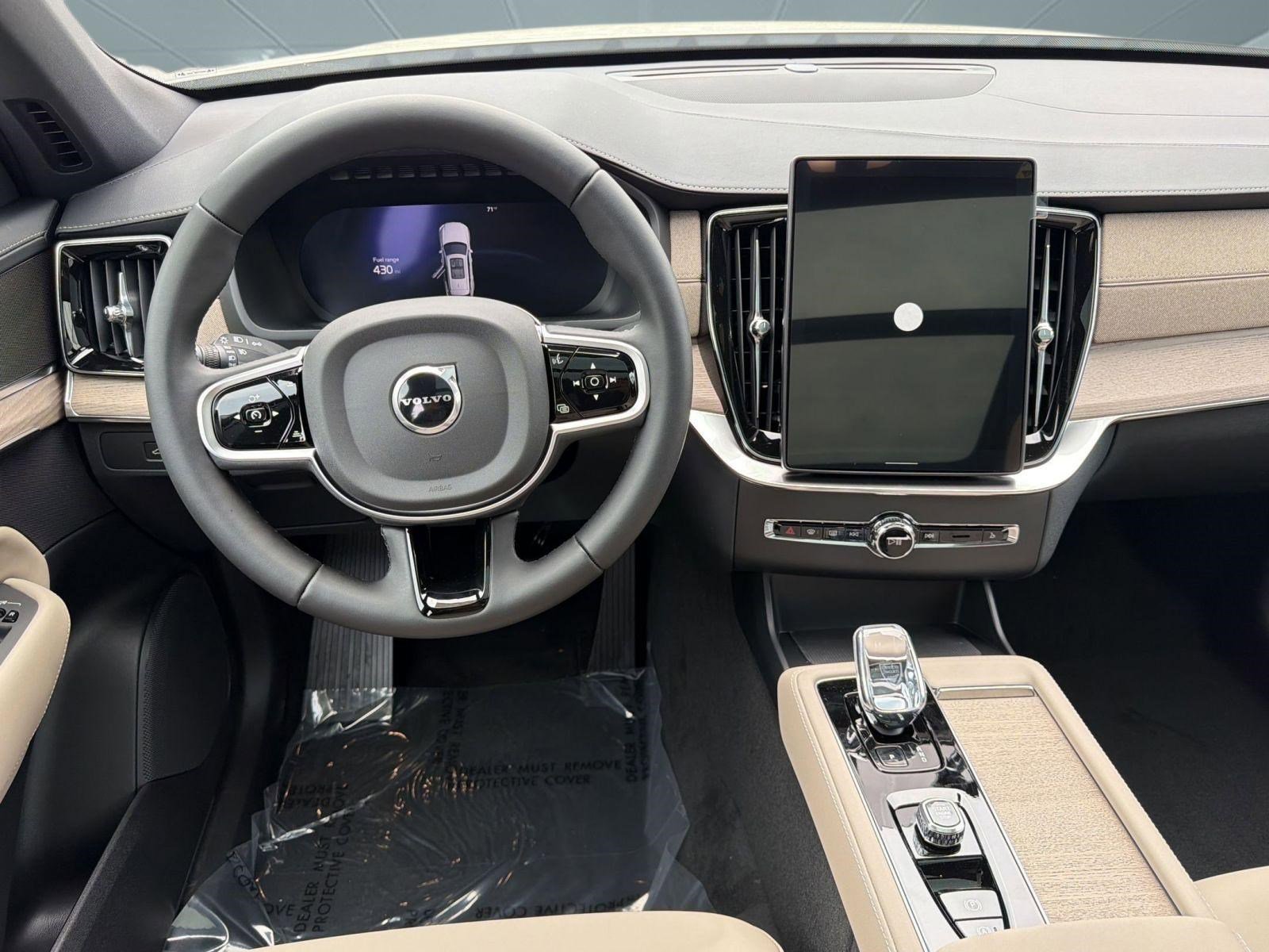 2026 Volvo XC90 Plus - Photo 27