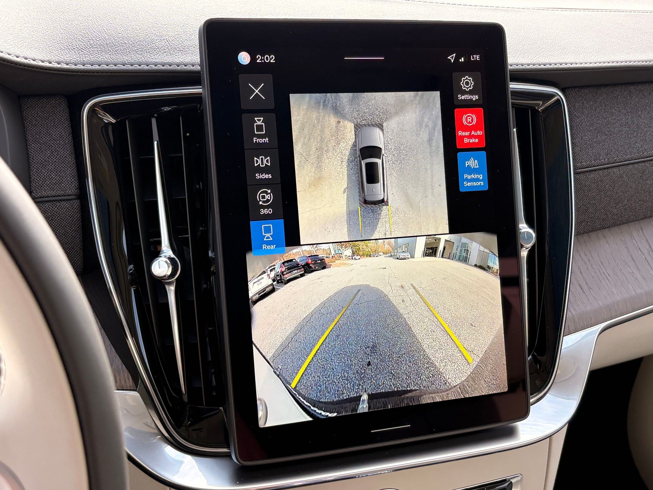 2026 Volvo XC90 Ultra - Photo 31