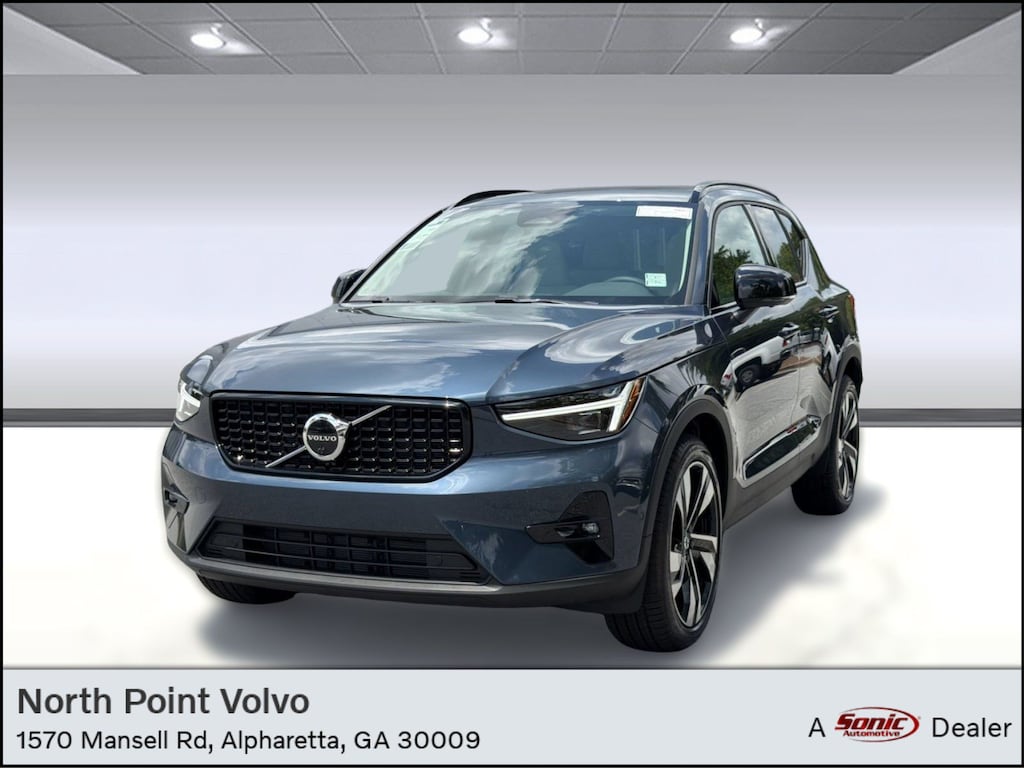 New 2026 Volvo XC40 B5 Ultra SUV